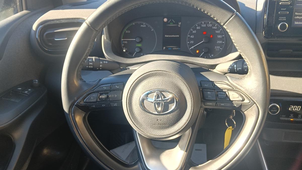 Toyota Yaris 1.5 Hybrid 5 porte Active